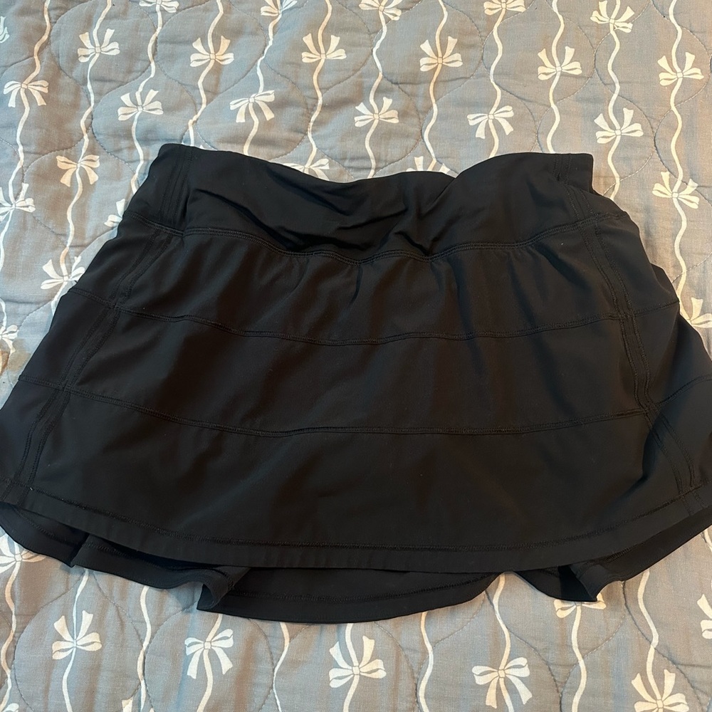 Lululemon pace rival skirt